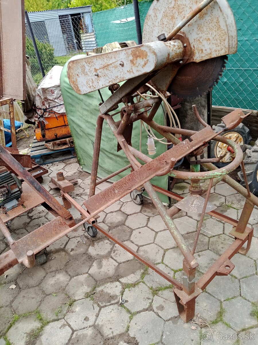 Pila , rozbrusovačka , cirkular , - 2