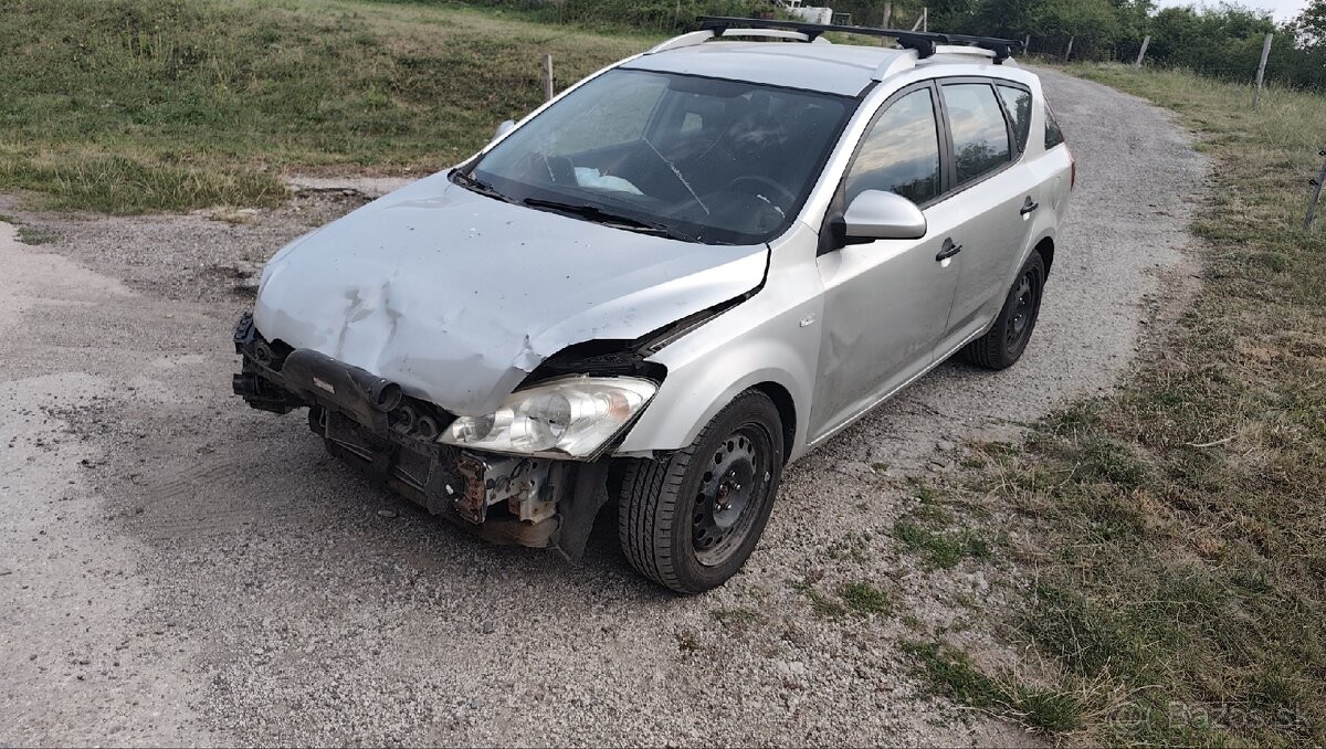 Rozpredam Kia ceed 1,6crdi 85kw - 2