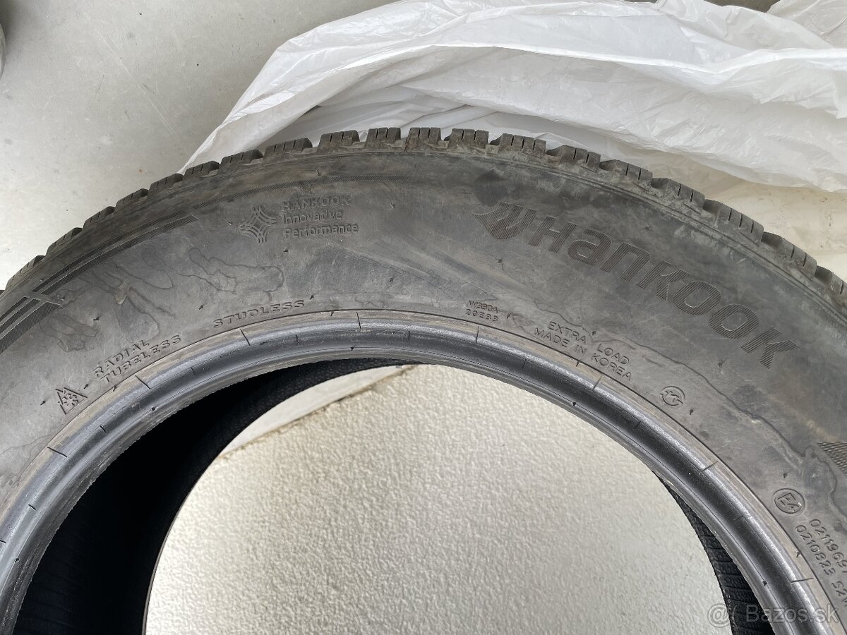 Predám 4× zimné pneumatiky Hankook 235/60 R18 XL - 2
