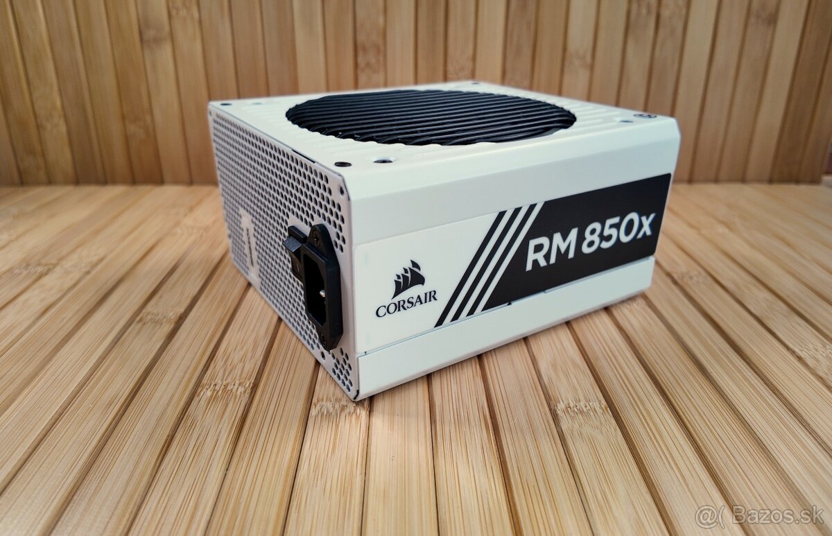 Predám Corsair RMx Series RM850x 850W CP-9020188-EU - 2