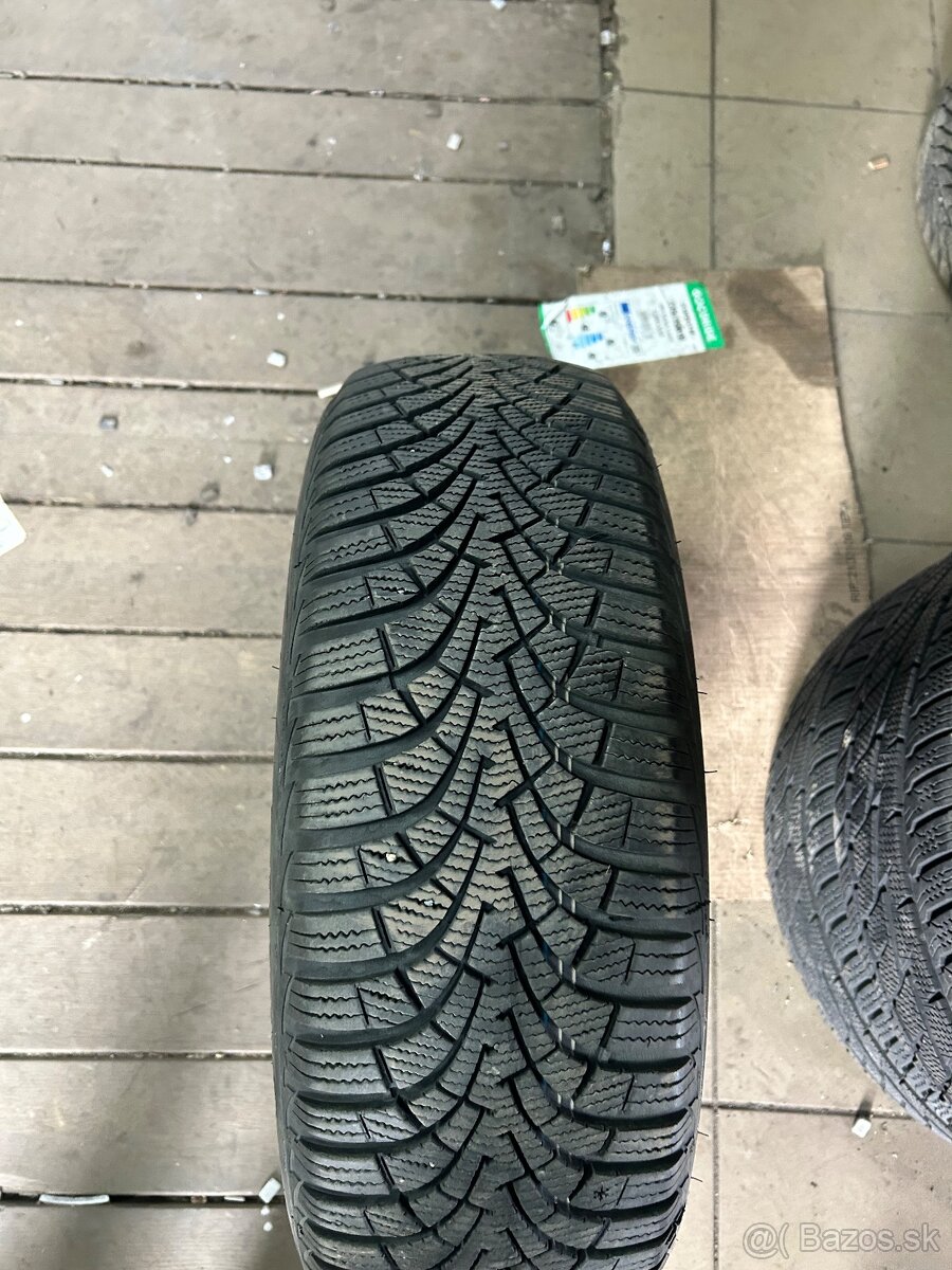 Goodyear 205/60R16 zimné - 2