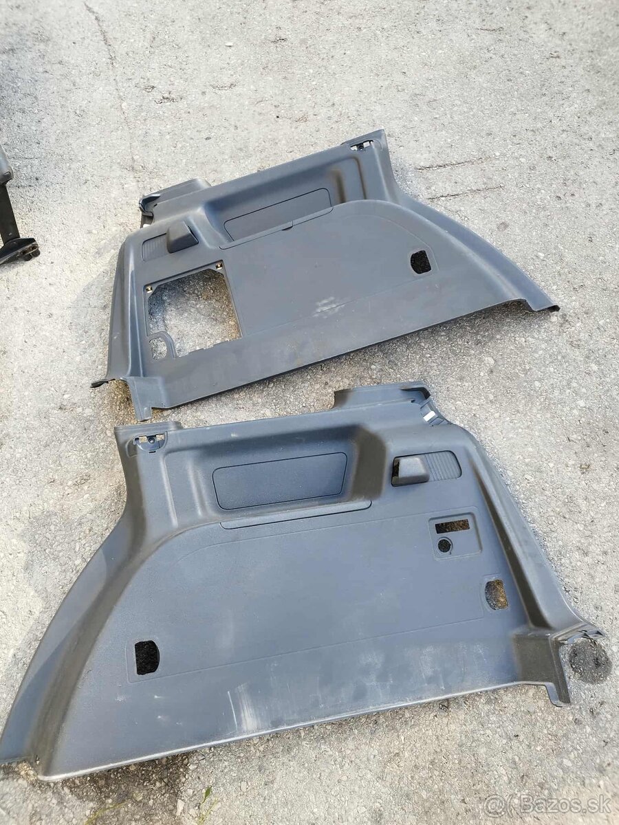 Predám 6. a 7. sedadlo vw touran - 2