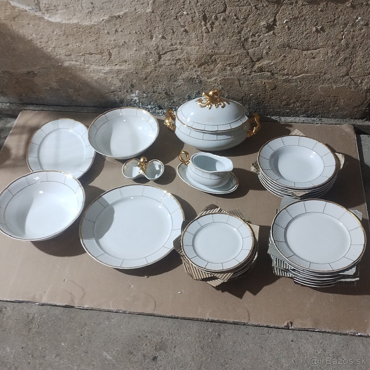 Karlovársky porcelan - 2