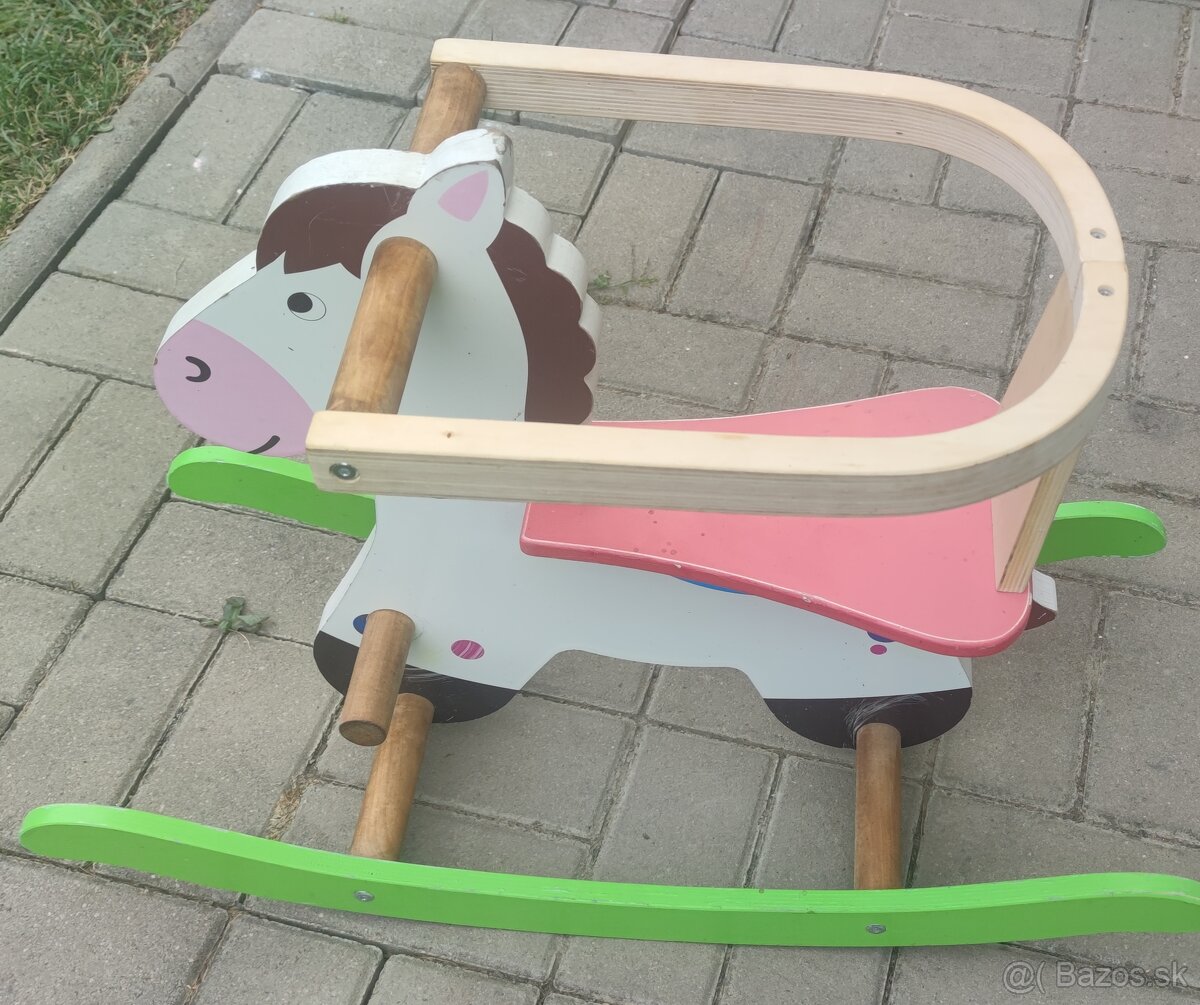 Drevený hojdací koník - 2