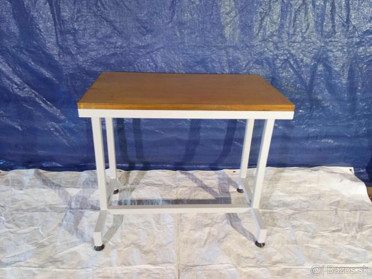 Pracovný stôl/ponk - 2