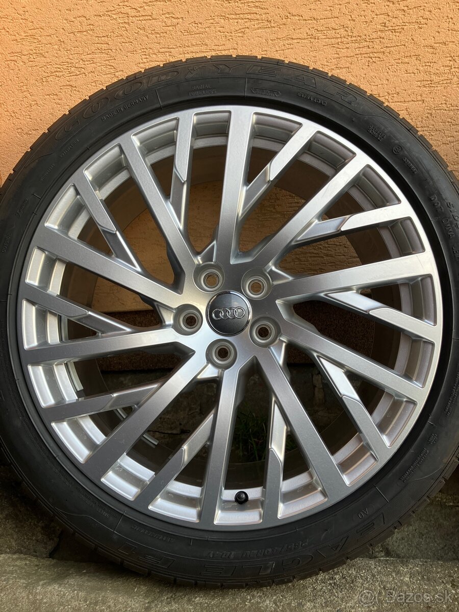 Letná sada Audi A8 - 2
