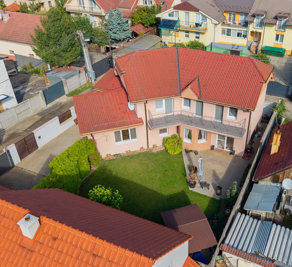 5iz Rodiný dom v Bratislave- Novy Ružinov - 2