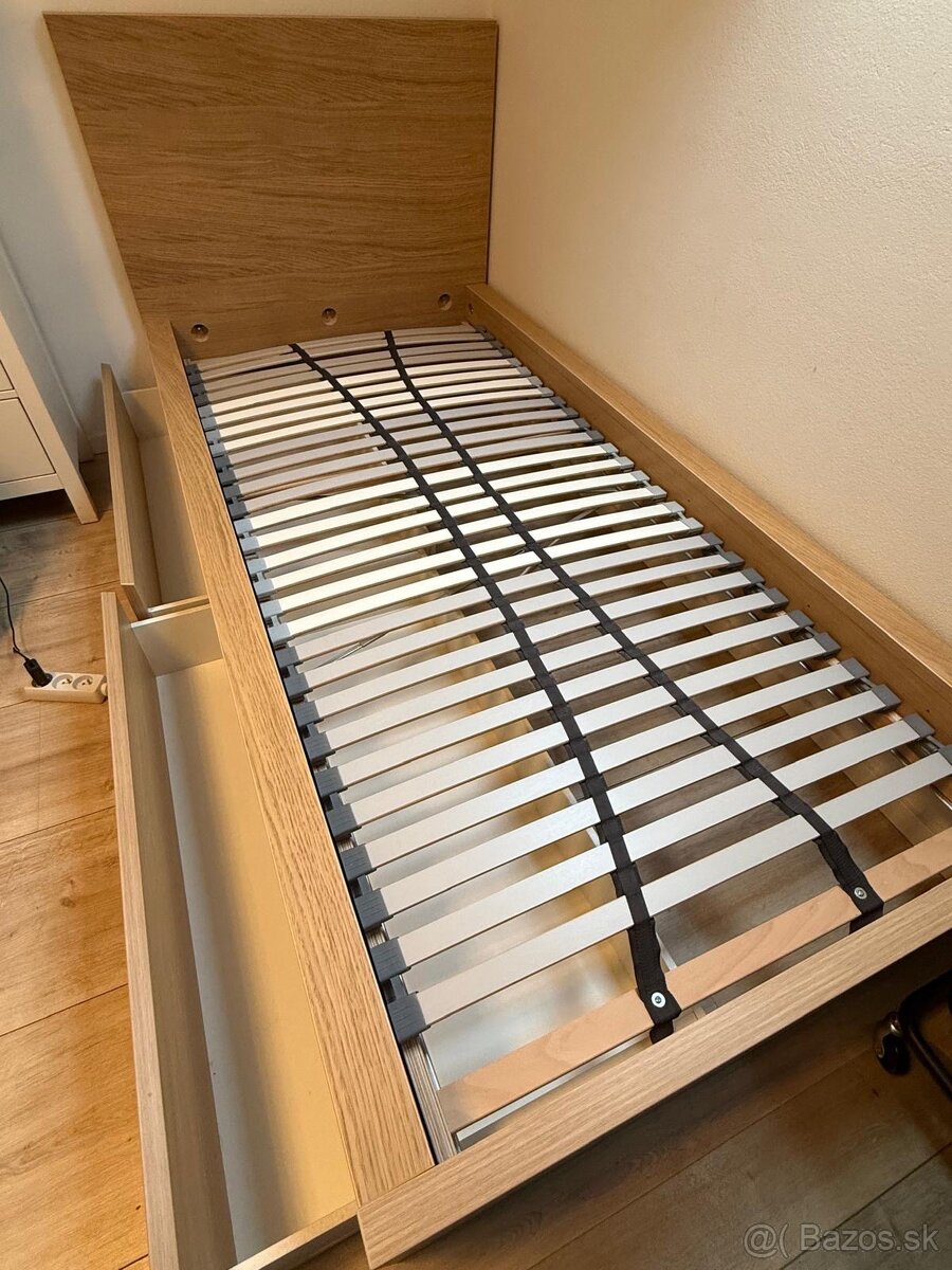 Predám jednolôzkovú postel 90x200cm - 2