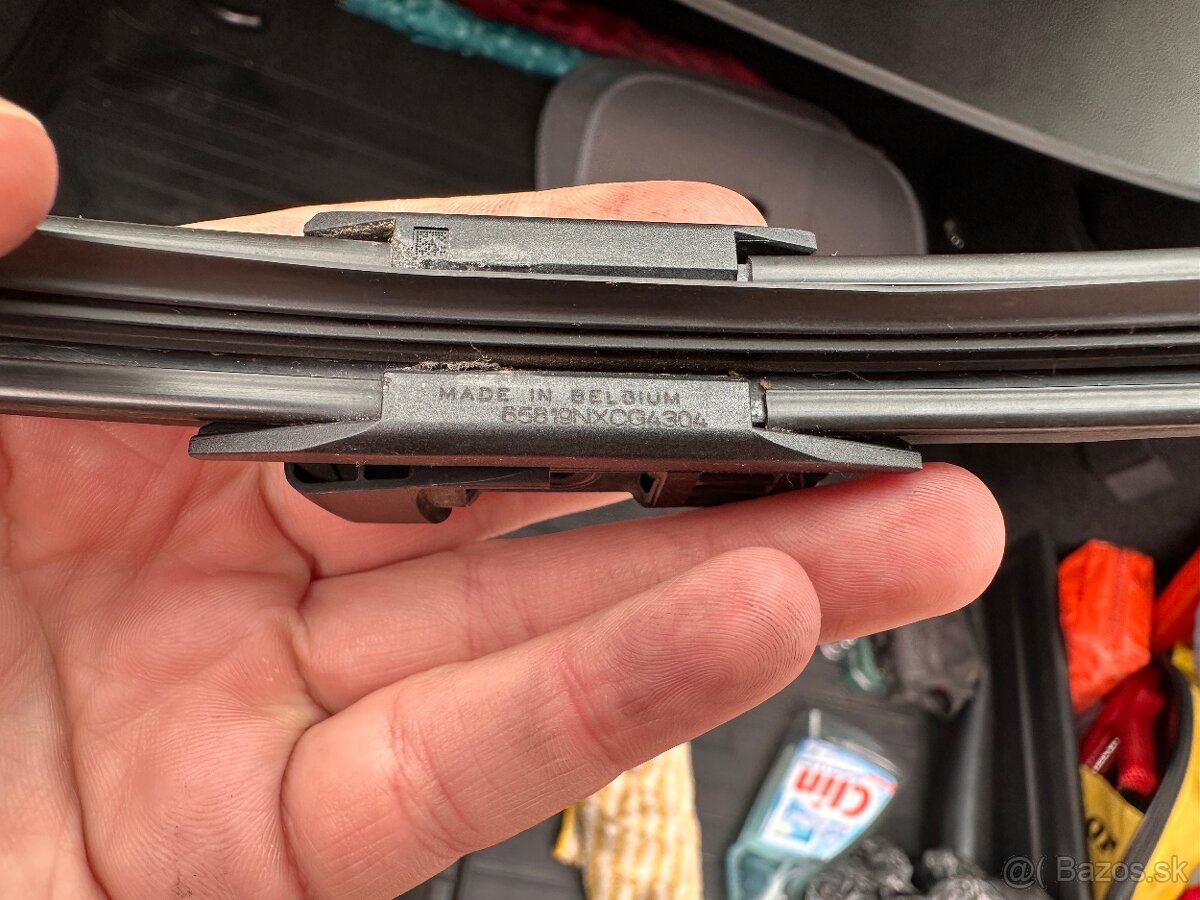 stierace, rohoze z golf 5 2009 combi, Servisna knizka pre go - 2