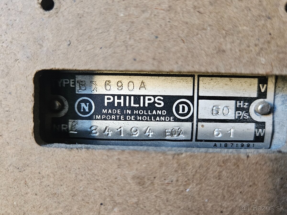 Predám staré rádio - 2