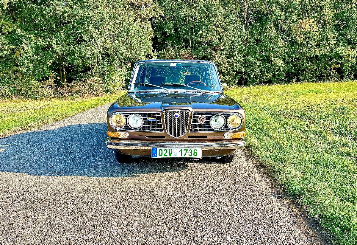 Krásná Lancia 2000 Berlina - 2