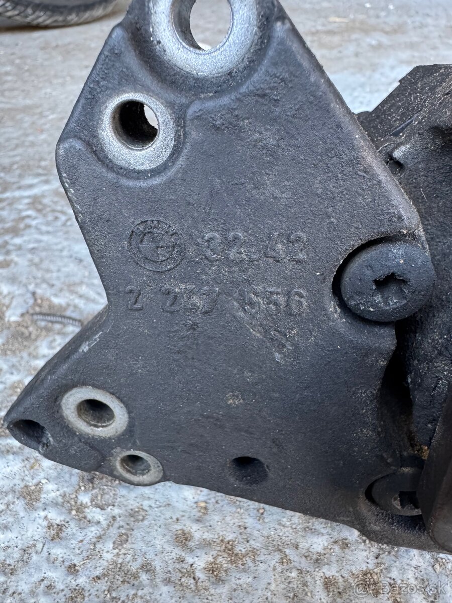 Servočerpadlo BMW 5 E39 - 2