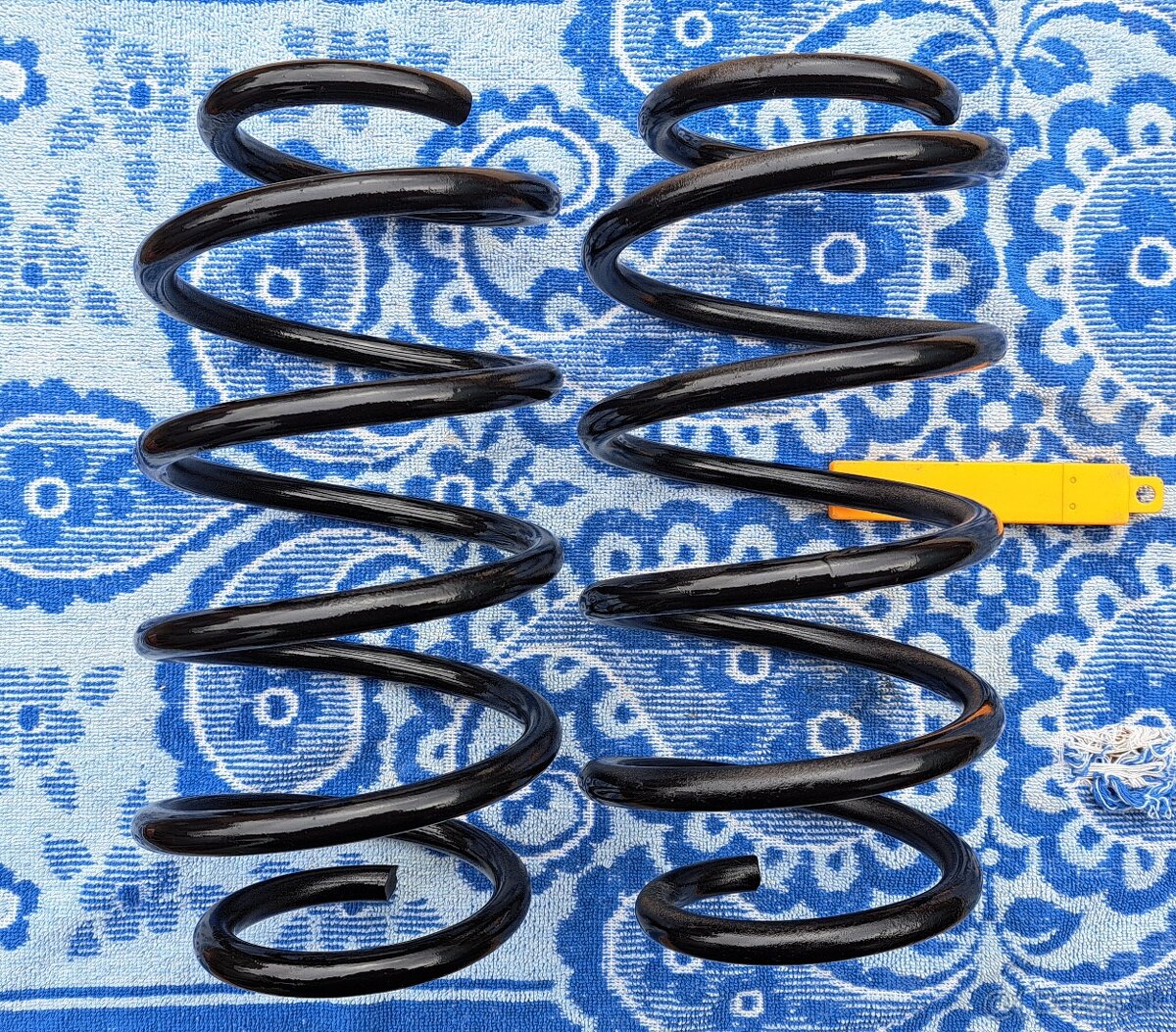 PREDNÉ STRUNY - VW PASSAT B6 - 2