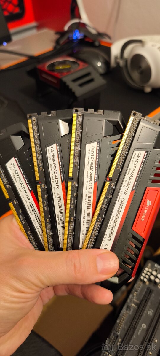 Corsair Vengeance DDR3 4x4GB plus chladič - 2