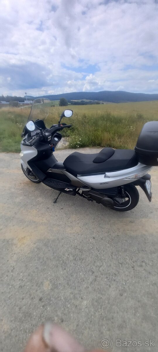 Kymco Xciting 300i - 2