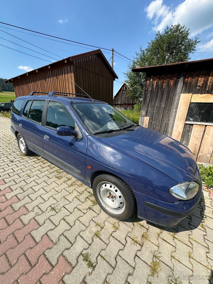 Renault Megane - 2
