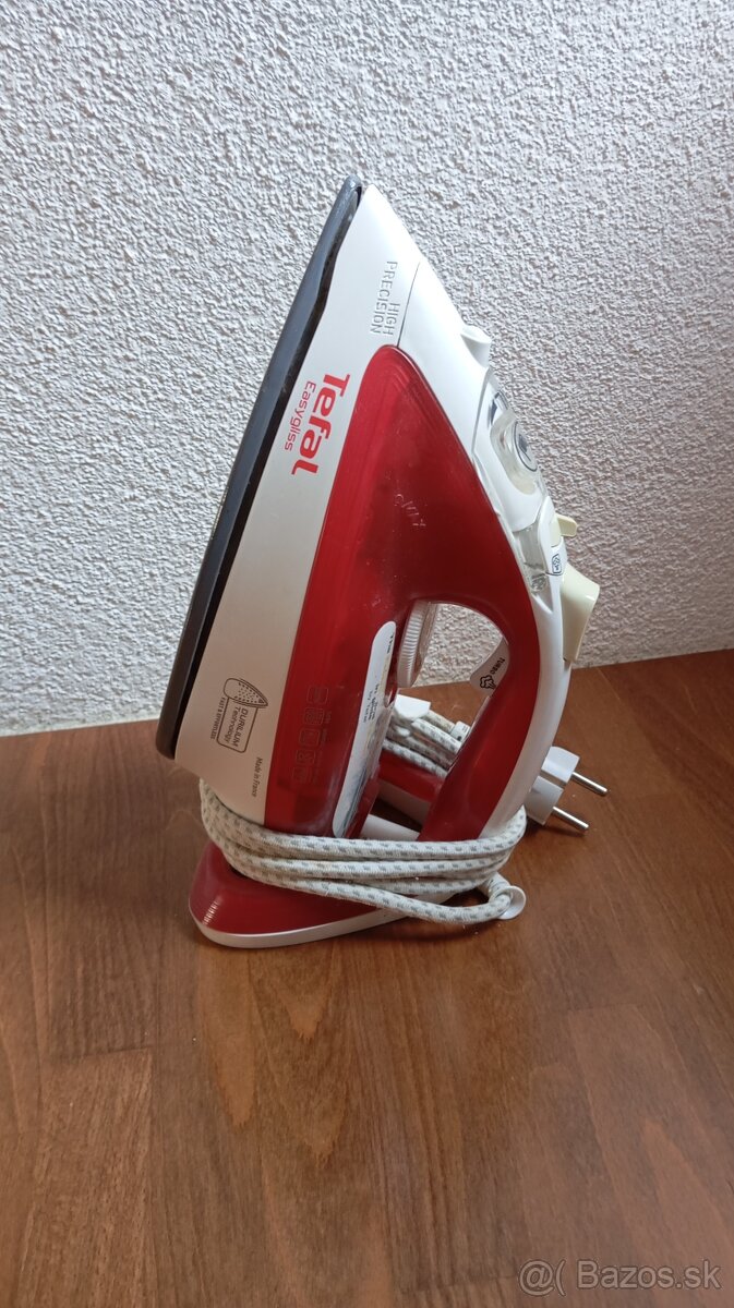Žehlička Tefal Easygliss - 2