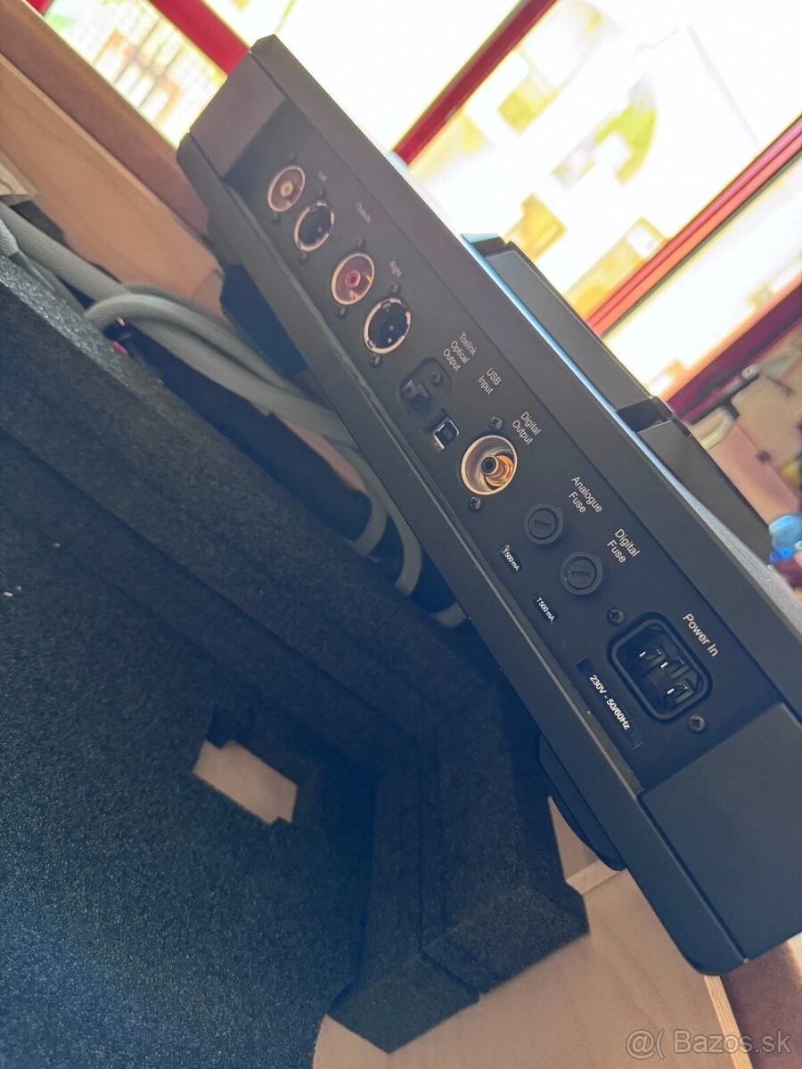 REGA Isis CD Player - 2