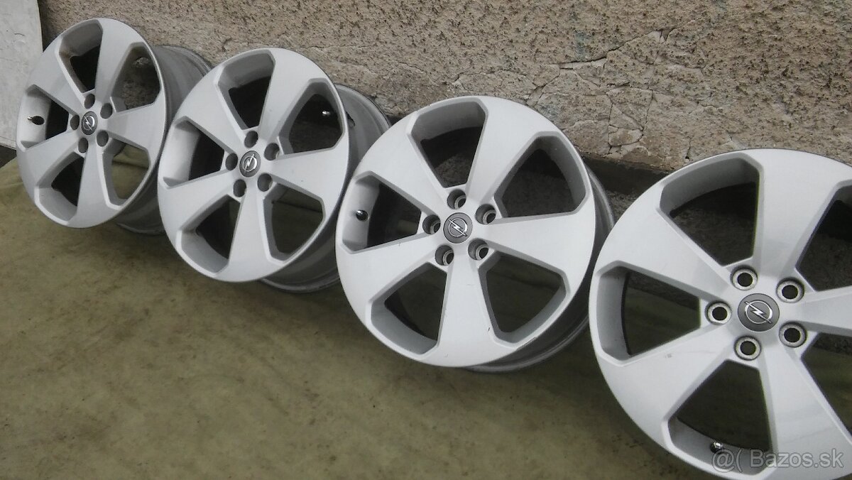 originálne elektrony 5x105 r17 Opel + TPMS - 2