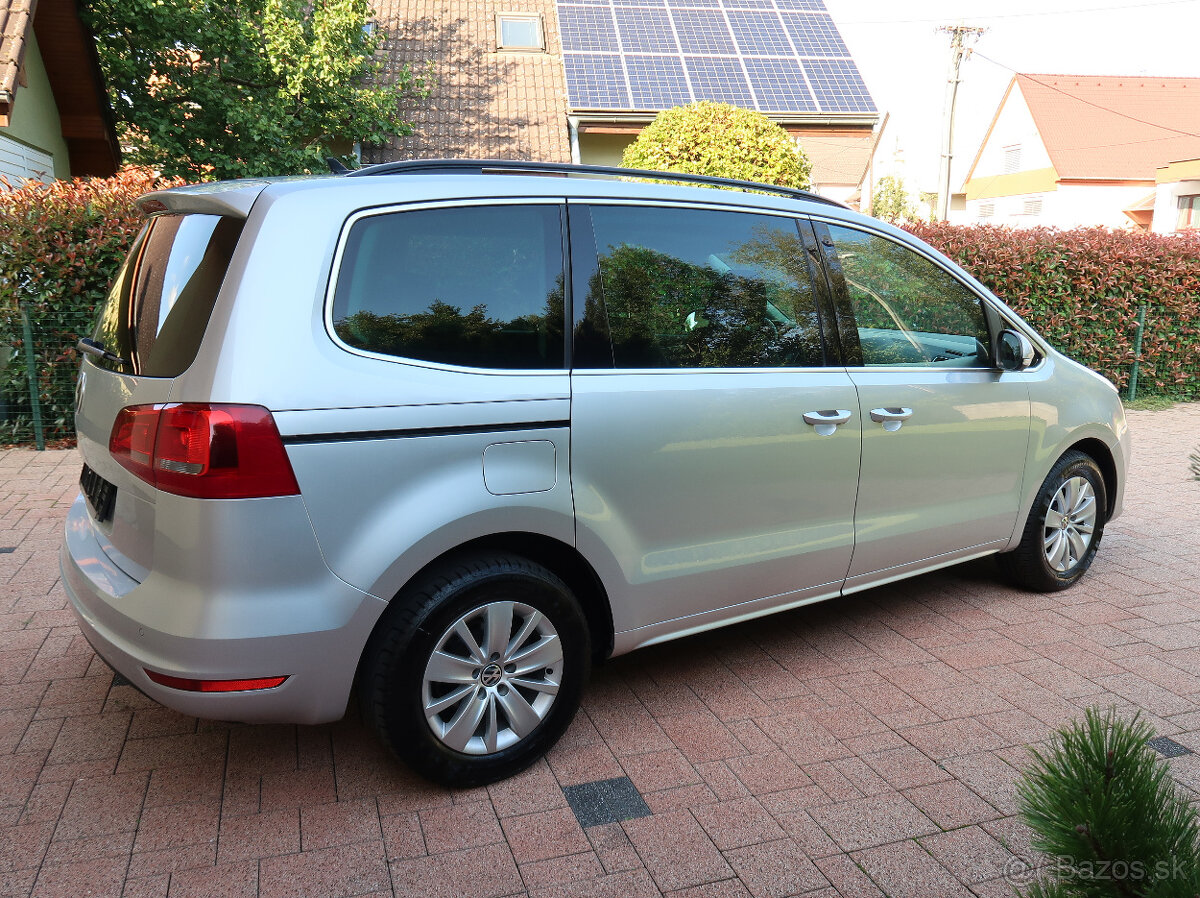 Volkswagen Sharan 2.0 TDI Highline 2012 - 7 miest - - 2