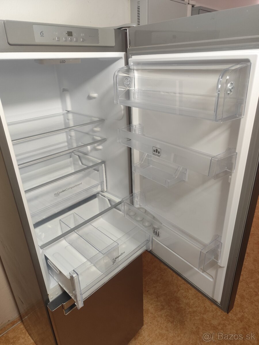 Kombinovaná chladnička Whirpool - 2