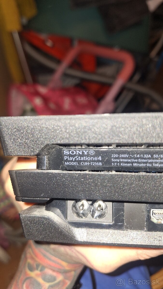 Ps4 Pro bez disku - 2