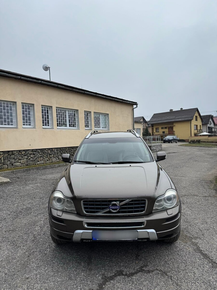 Volvo XC90 2.4D D5 147KW 7Miestne AWD RV2014 SUMMUM 4x4 - 2