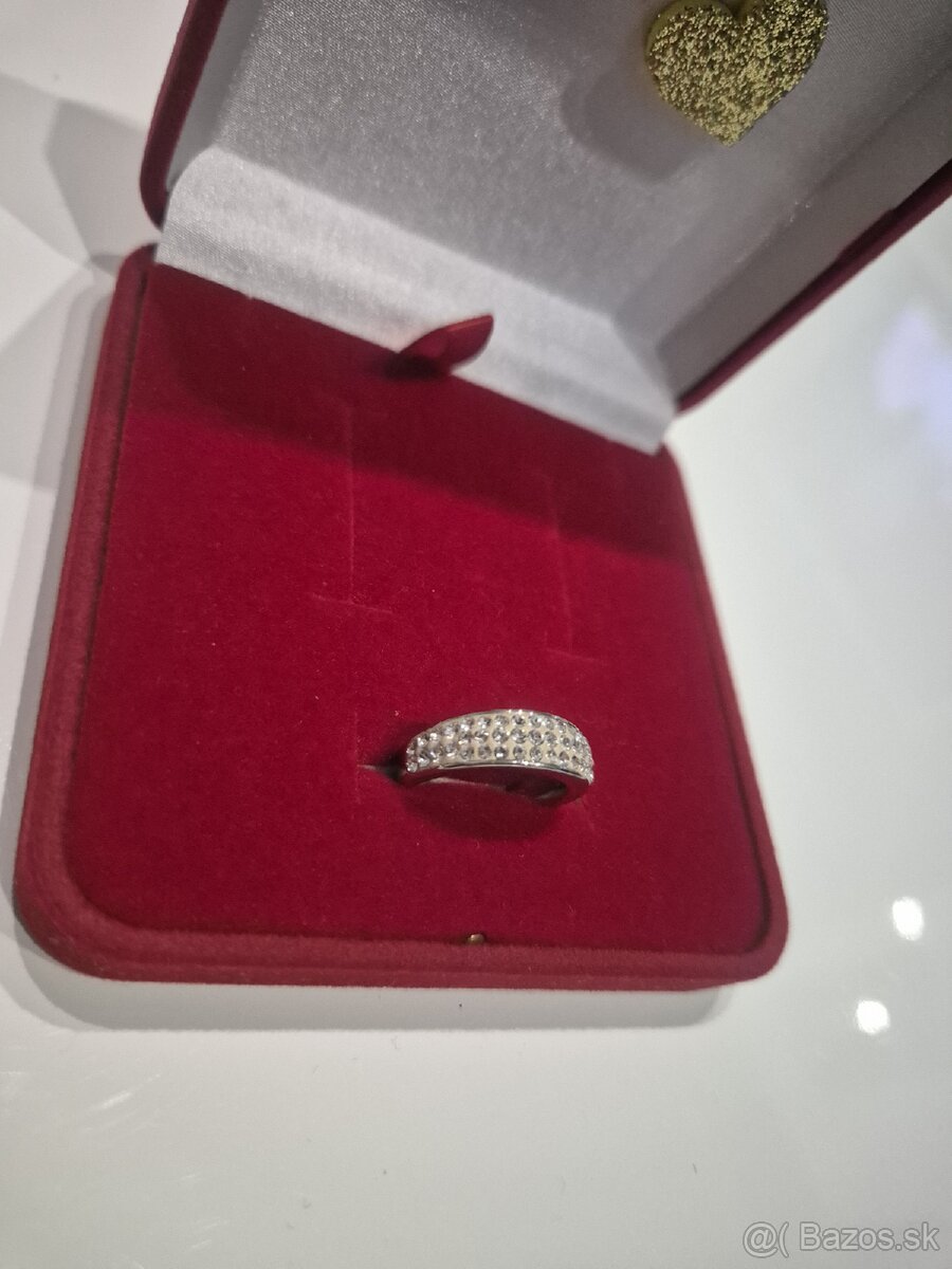 Strieborný prsteň SWAROVSKI - 2