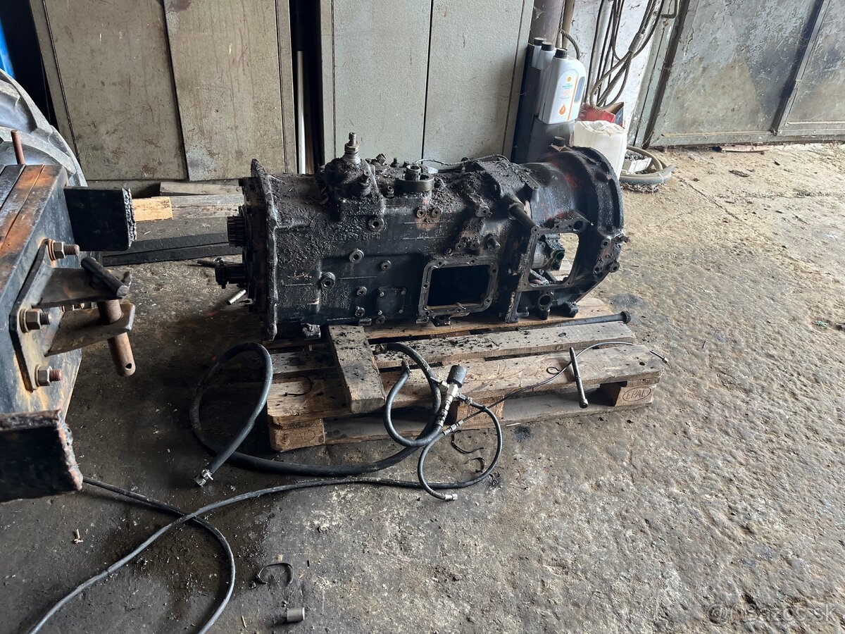 Predám kompletnú prevodovku aj s medziskrinou - 2