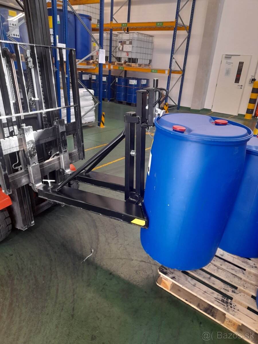 Vertikální nosič sudů - přídavné zařízení - 2