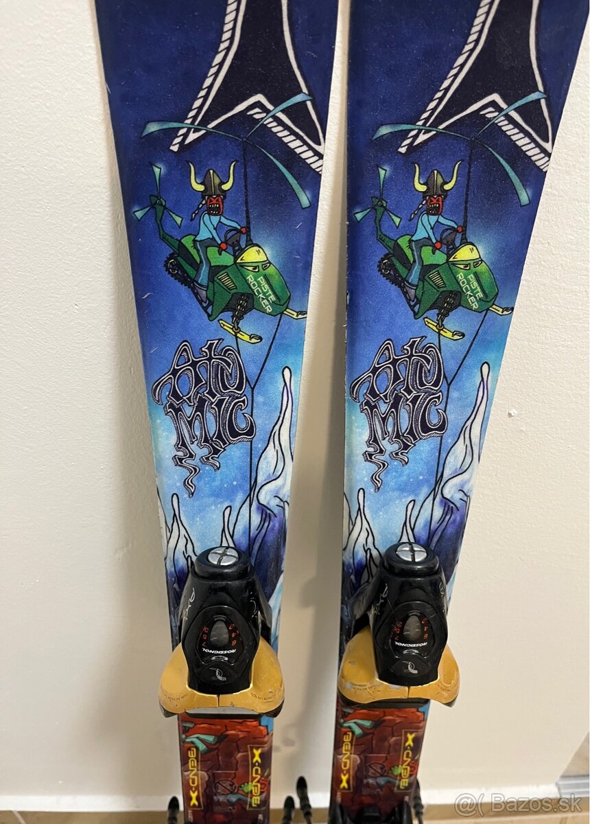 Atomic Bend X 90cm - 2