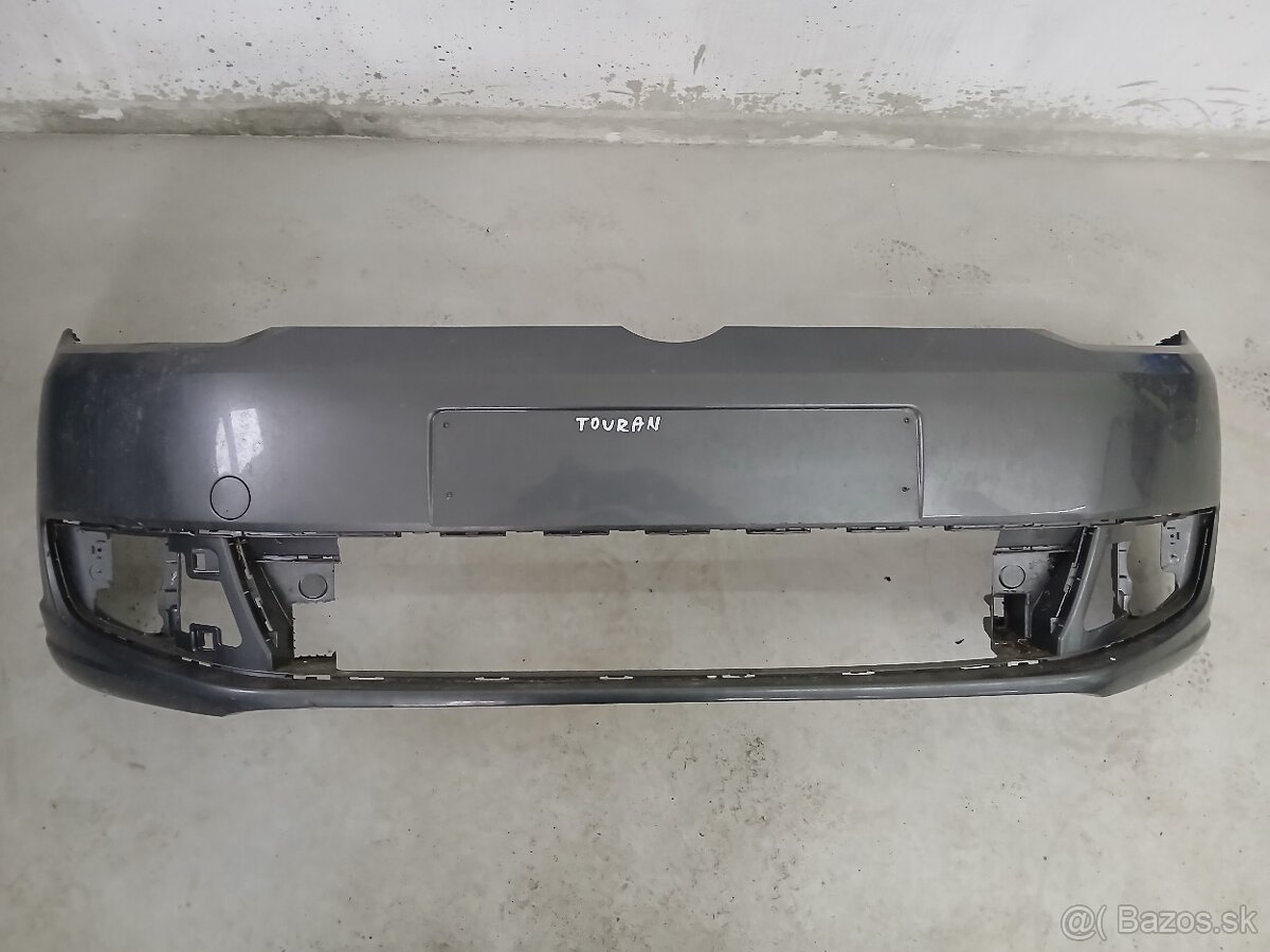 Volkswagen Touran naraznik 1T0807221M - 2