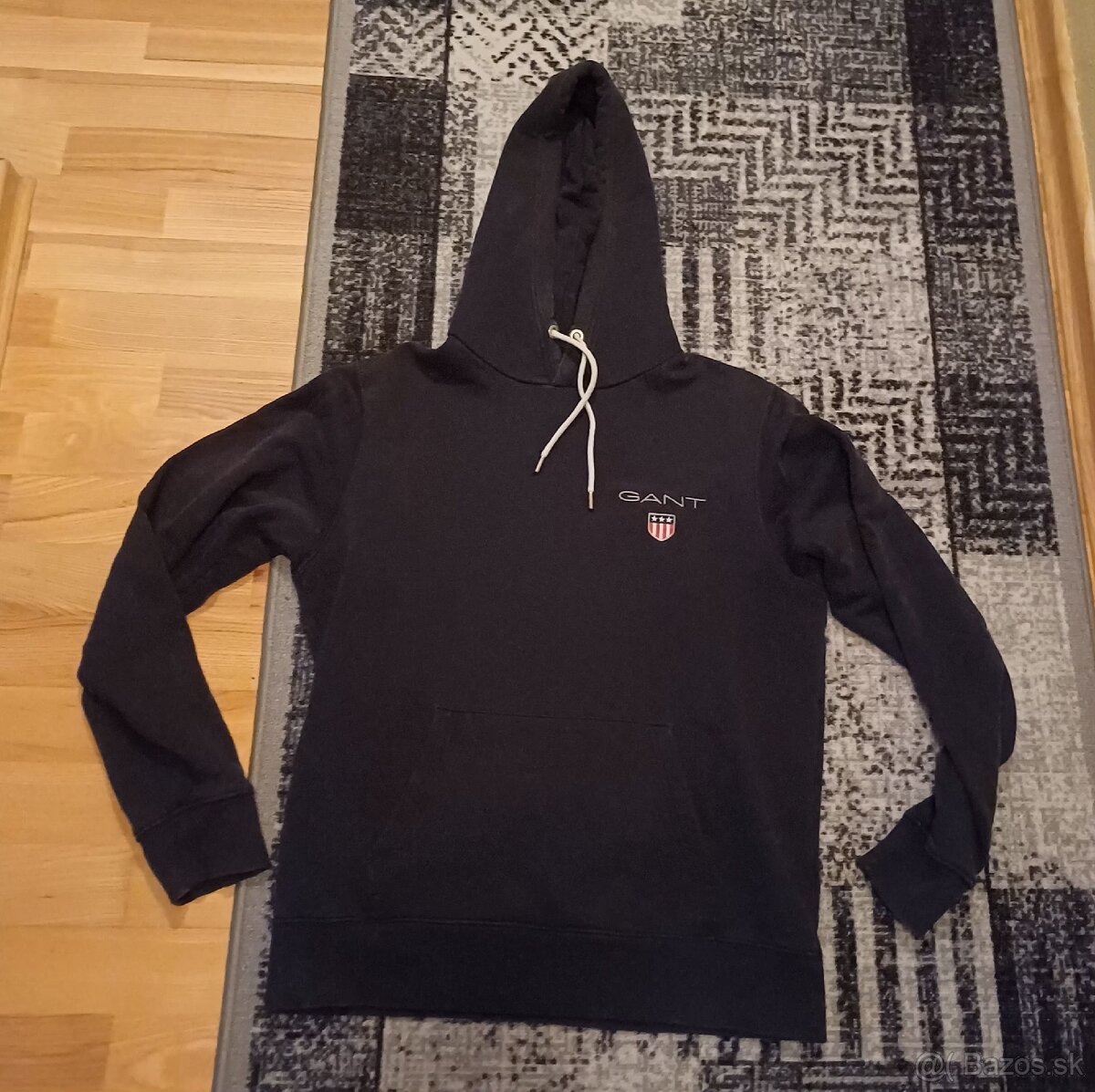 Gant šedočierna - 2