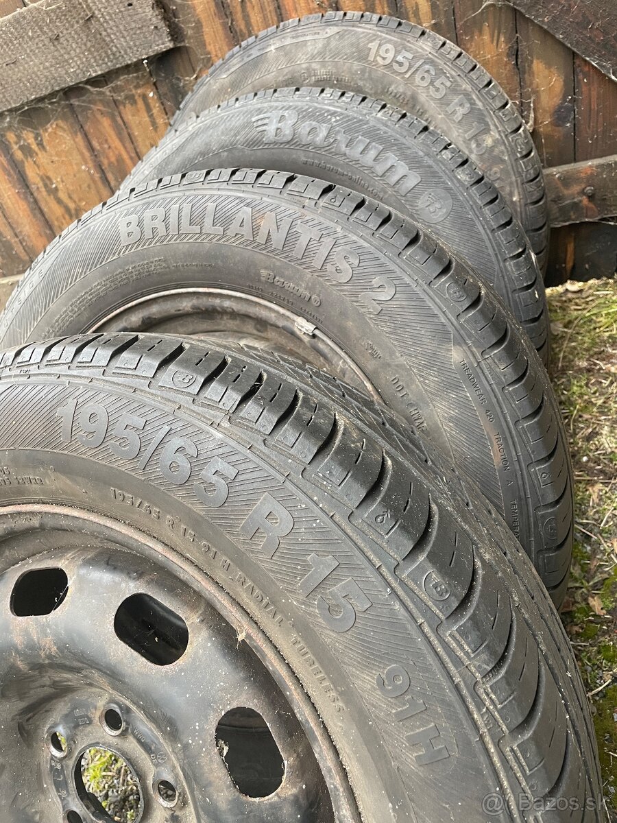 Predam 4ks 195/65R15 letne pneu na diskoch - 2