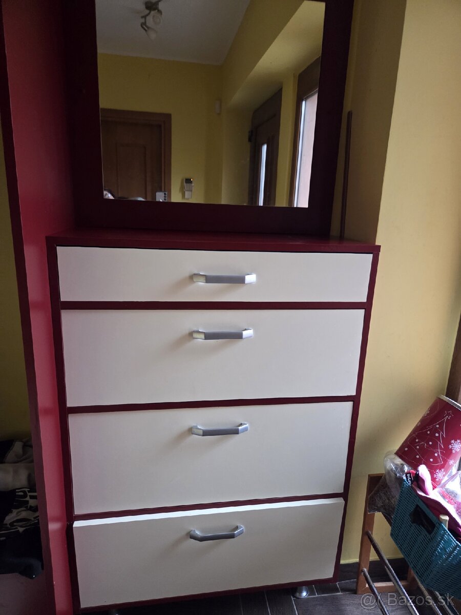 Predsieňová zostava - 2