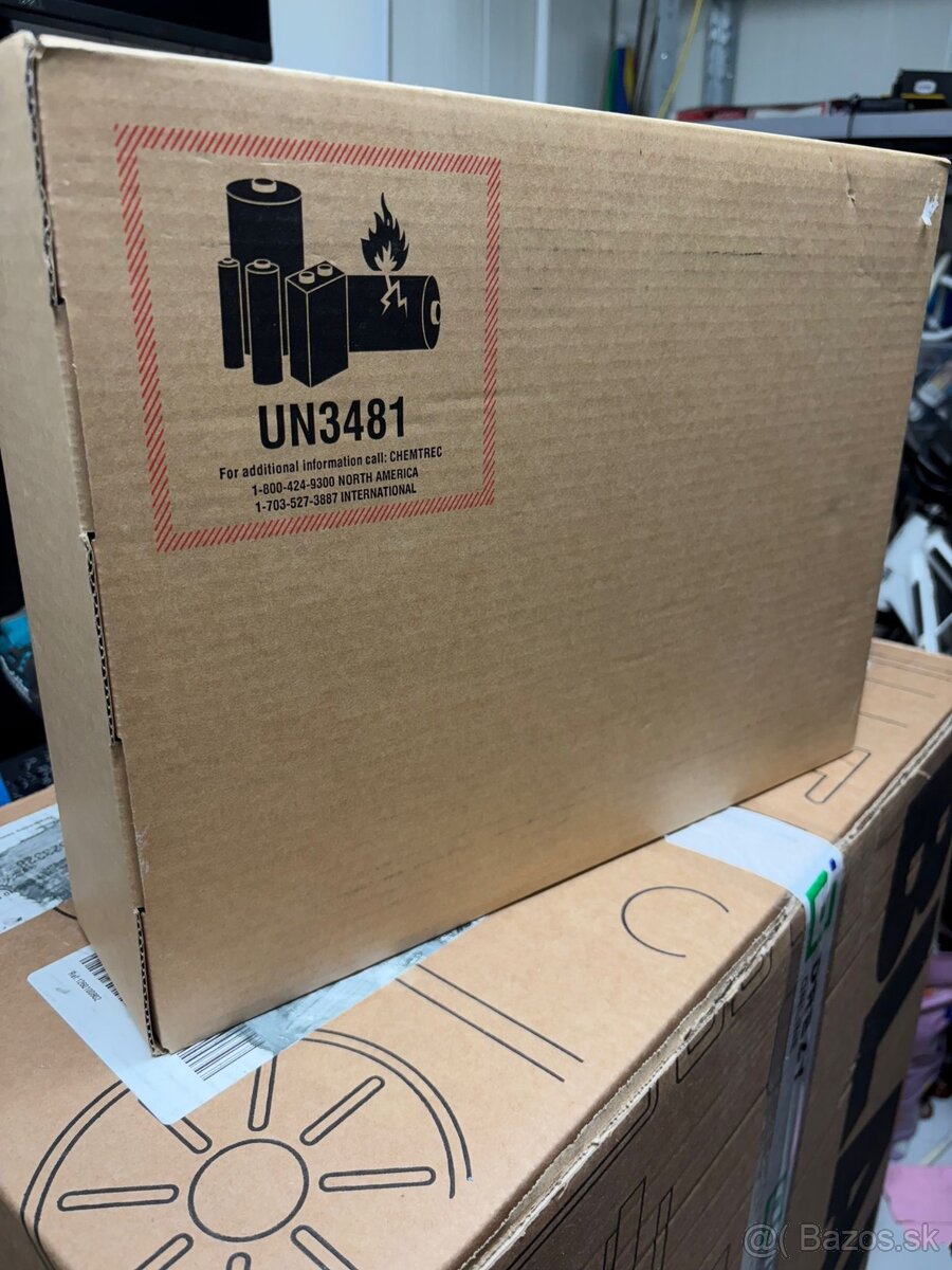 Predám Apple MacBook Pro 14” – M3 Pro, Silver – NOVÝ, nerozb - 2