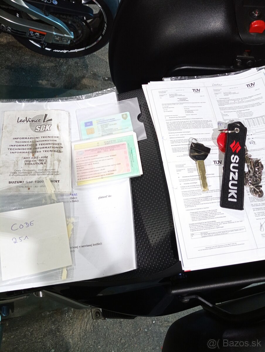 Suzuki Bandit 1200 S - 2