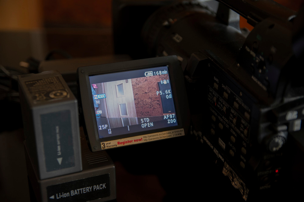 Panasonic AG-HMC151E - 2