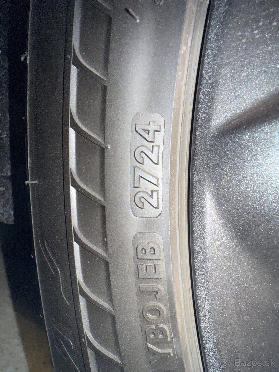 Bridgestone Alenza 235/50 R20 100V RFT - 2