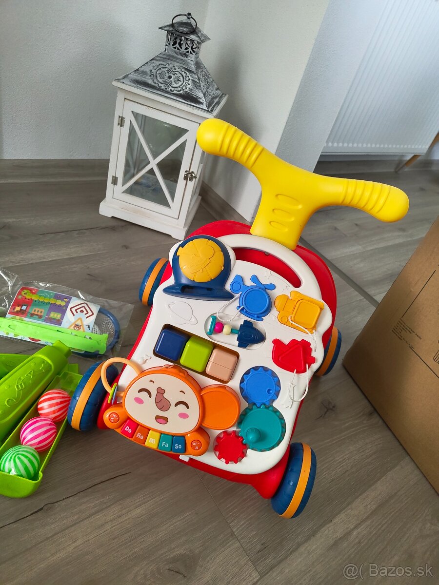 Interaktívne chodítko a stolík 2v1 - 2