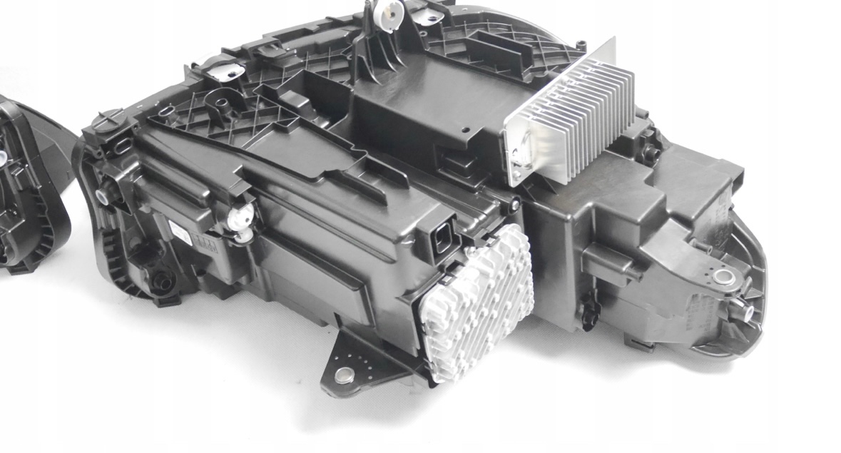 BMW X1 U11 svetla full led - 2