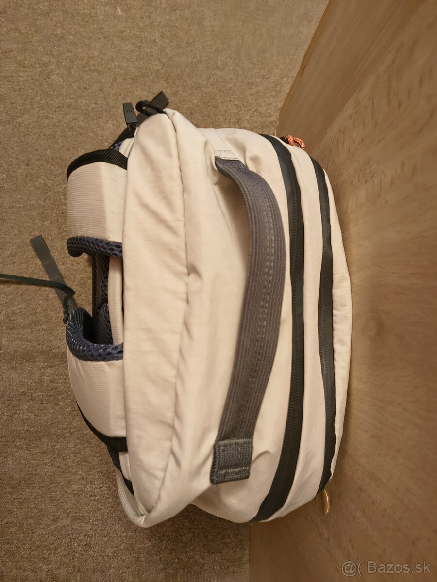 Batoh Bellroy Lite Travel Pack 30L - 2