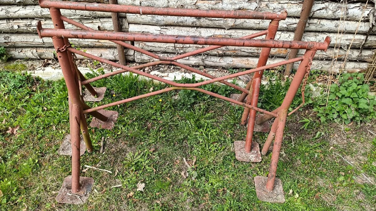 Masívne stavebné kozy (lesenarske) - 2