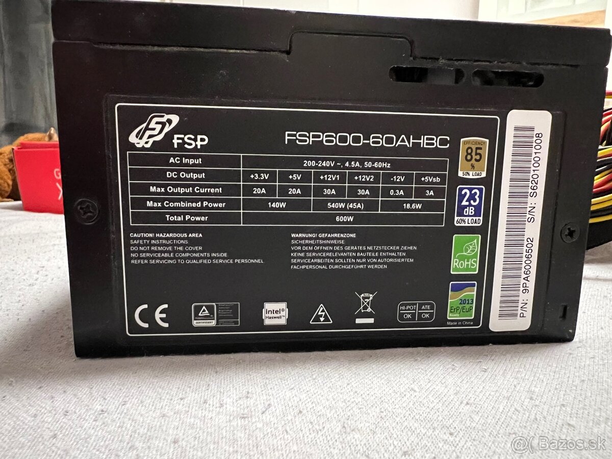 FSP 600 W napájací zdroj - 2