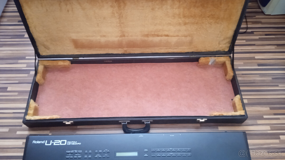 ROLAND U-20 - 2