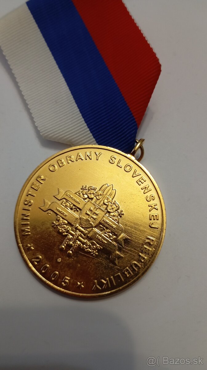 OSSR medaily vyznamenania - 2