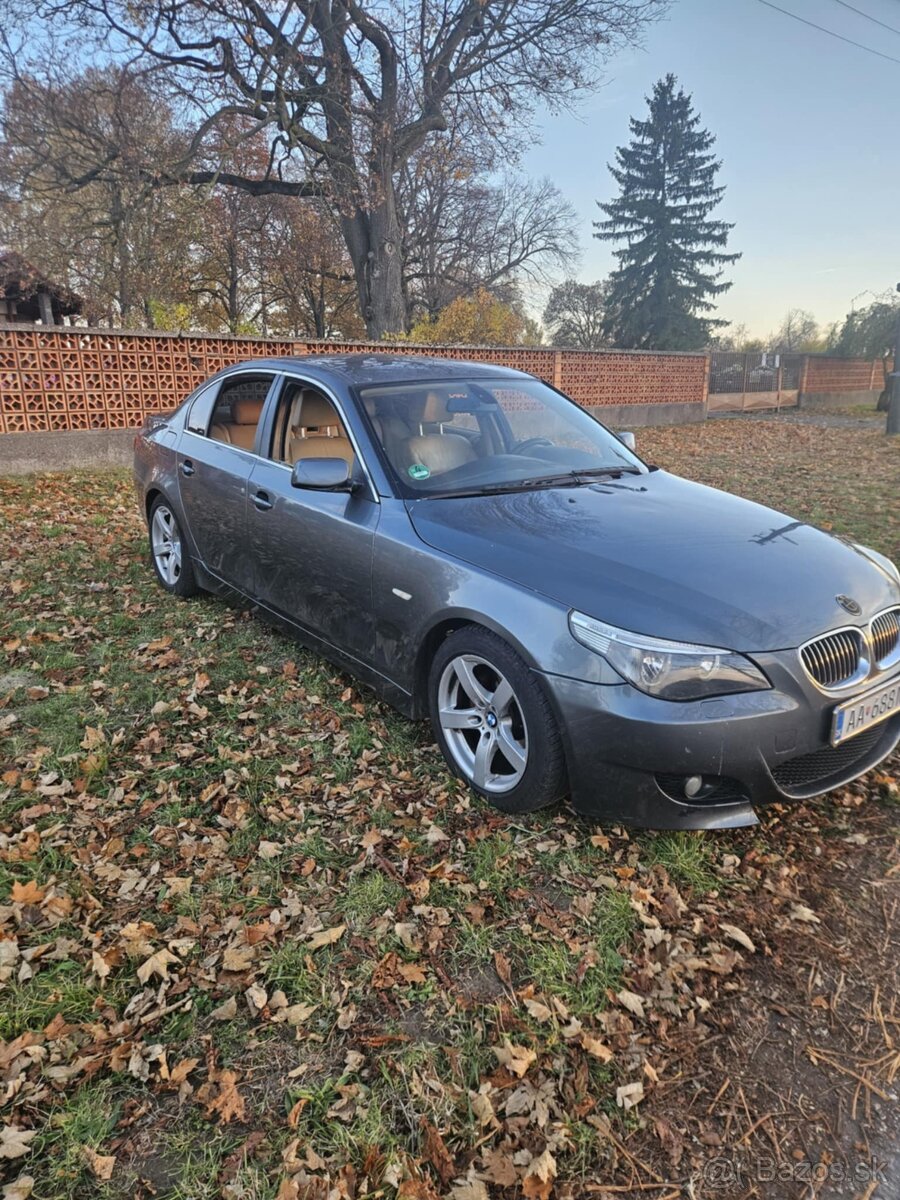 BMW e60 520I manual - 2