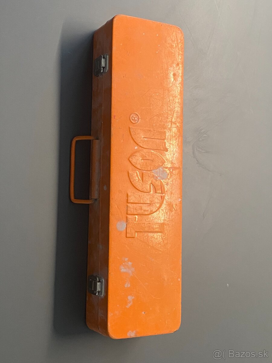 Predám kufrík s vodoinštalačným náradím TUSON - 2