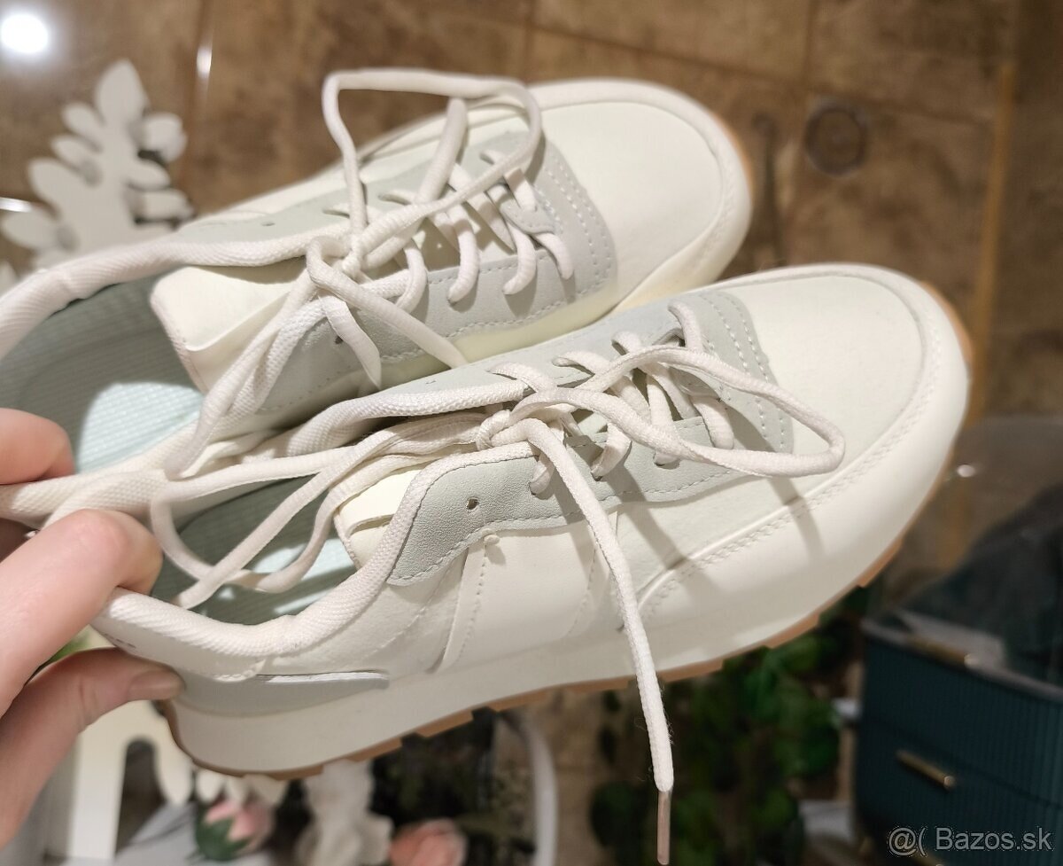 Nové dámske tenisky - 2