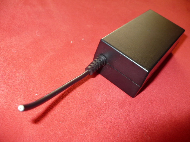 zdroj (adaptér, transformátor, trafo, trafák) 12V/20W/1,66A - 2